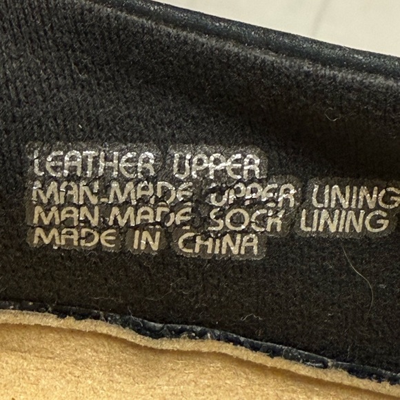 Earth Pax Oxfords Sneakers Shoes Black Perforated Suede Casual Lace Up Size 9 - Picture 8 of 9